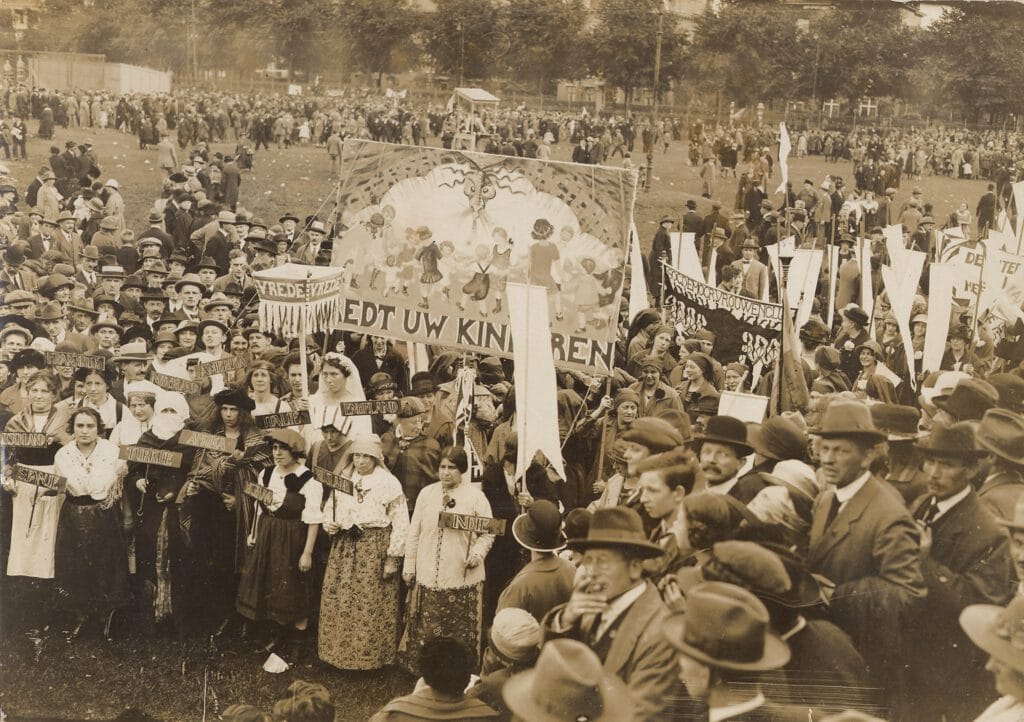 Internationale_vrouwendag_1915